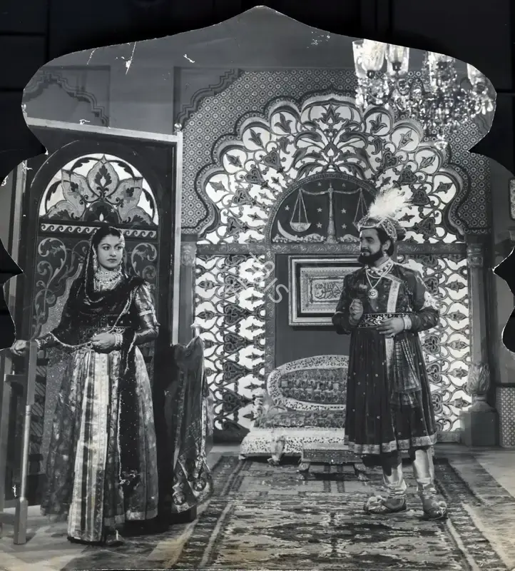 Vallabh Chokshi (Producer), Delhi Darbar, 1956, Photographic Still