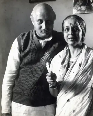 Adeep Tandon (Cinematographer), Saaransh, 1984, Photographic Still