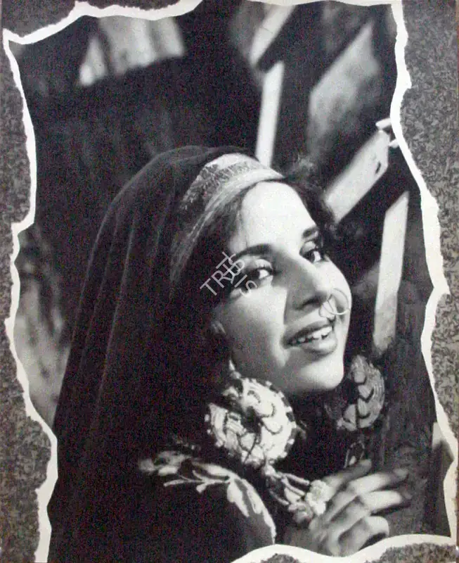 Hari Valia (Producer), Coffee House, 1957, Photographic Still