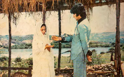 Dwarka Divecha