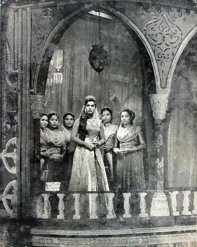 Dwarka Khosla (Director), Saltanat, 1954, Photographic Still