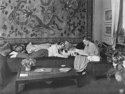 Unknown (Photographer). Thea von Harbou and Fritz Lang, 1923 | Photographic Still | CinemaEducation | 00440441