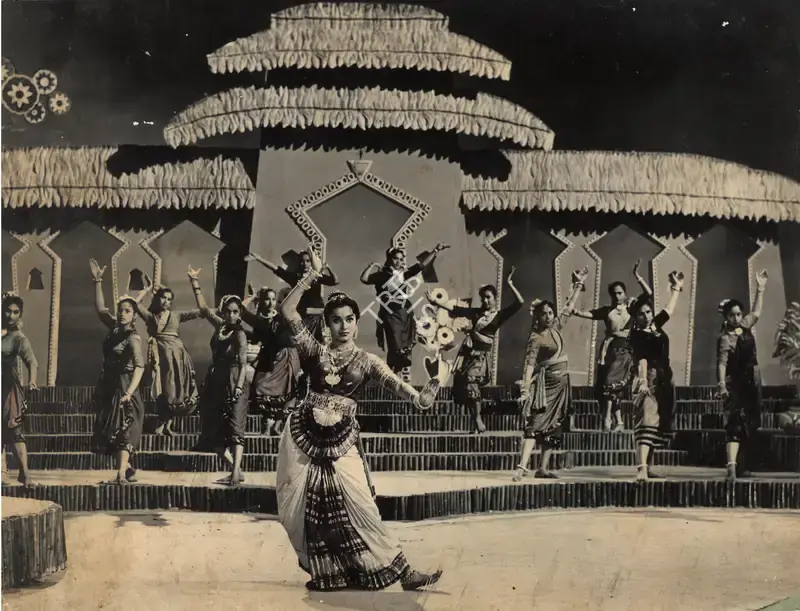 Dilip Gupta (Cinematographer), Jab Pyar Kisise Hota Hai, 1961, Photographic Still
