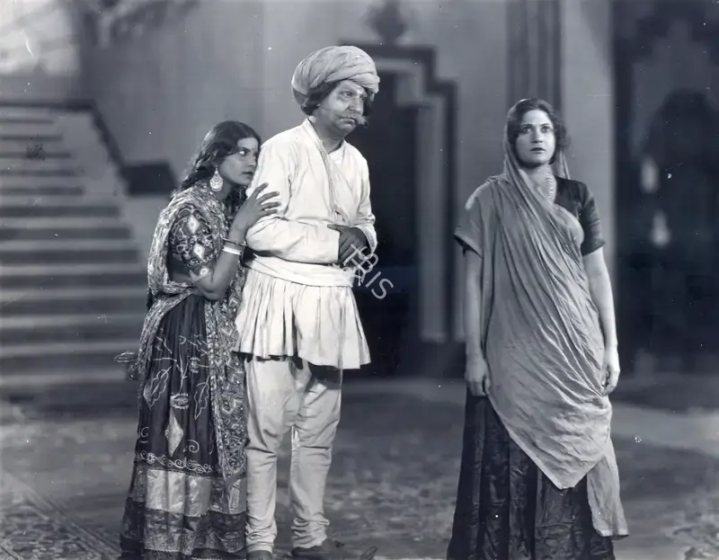 Gunjal (Director), Mahamaya, 1936, Photographic Still