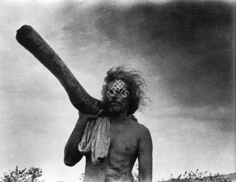 K K Mahajan (Cinematographer), Oka Oori Katha, 1977, Photographic Still
