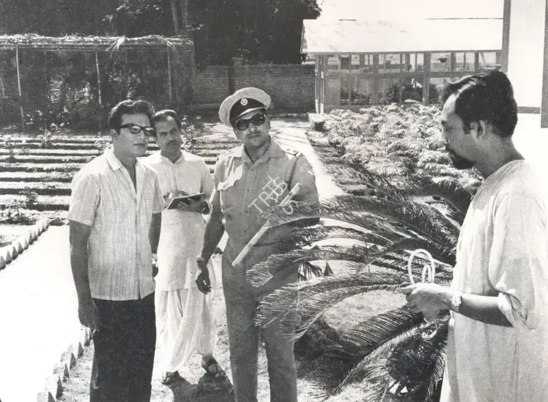 Soumendu Roy (Cinematographer), Chidiakhana, 1967, Photographic Still