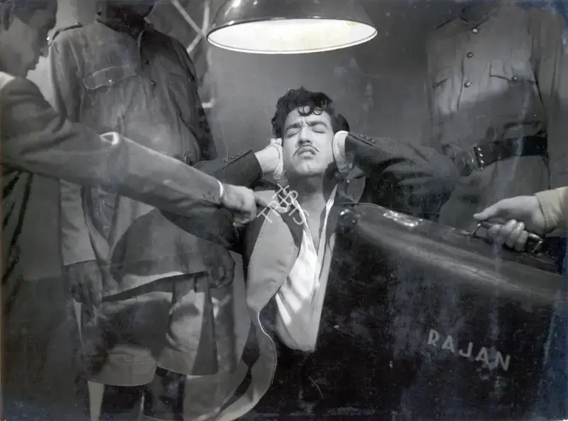 R.L. Malhotra (Producer), Dhuaan, 1953, Photographic Still
