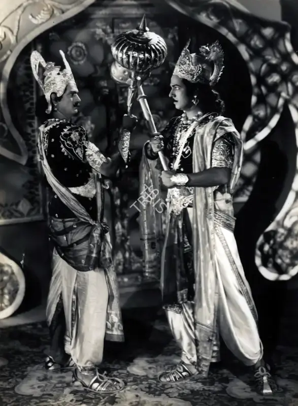 Anant Wadadeker (Cinematographer), Laxmi Narayan, 1951, Photographic Still