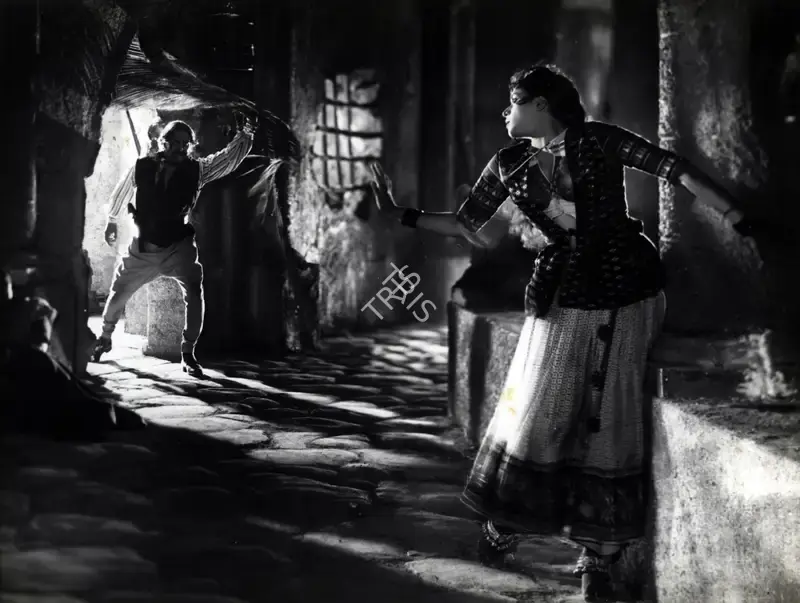 Radhu Karmakar (Cinematographer), Jis Desh Men Ganga Behti Hai, 1960, Photographic Still