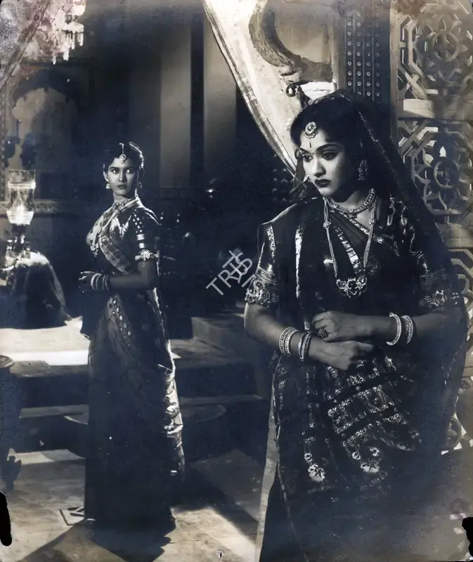 Bipin Gajjar (Cinematographer), Patrani, 1956, Photographic Still