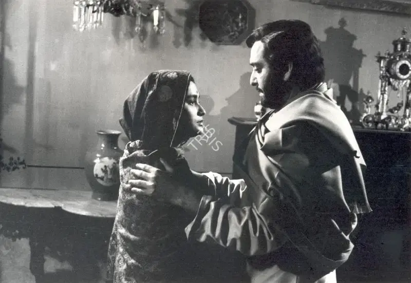 Soumendu Roy (Cinematographer), Ghare Baire, 1985, Photographic Still