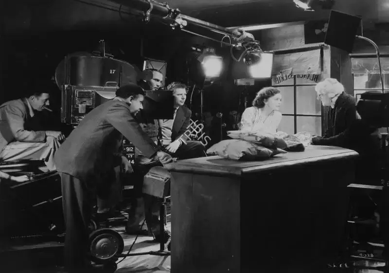 Louis B. Mayer (Producer), The Unholy Three, 1925, Working Still