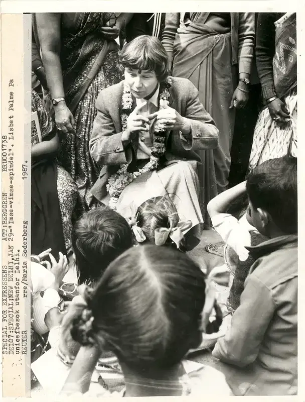 Maria Soderberg (Photographer), Special For Expressens Att: Berggren Bru001738 Del07: Special; New Delhi, Jan 29, 1987, Contemporary Photograph