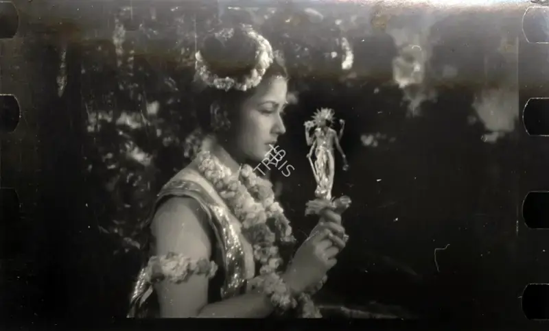 Anant Wadadeker (Cinematographer), Laxmi Narayan, 1951, Photographic Still