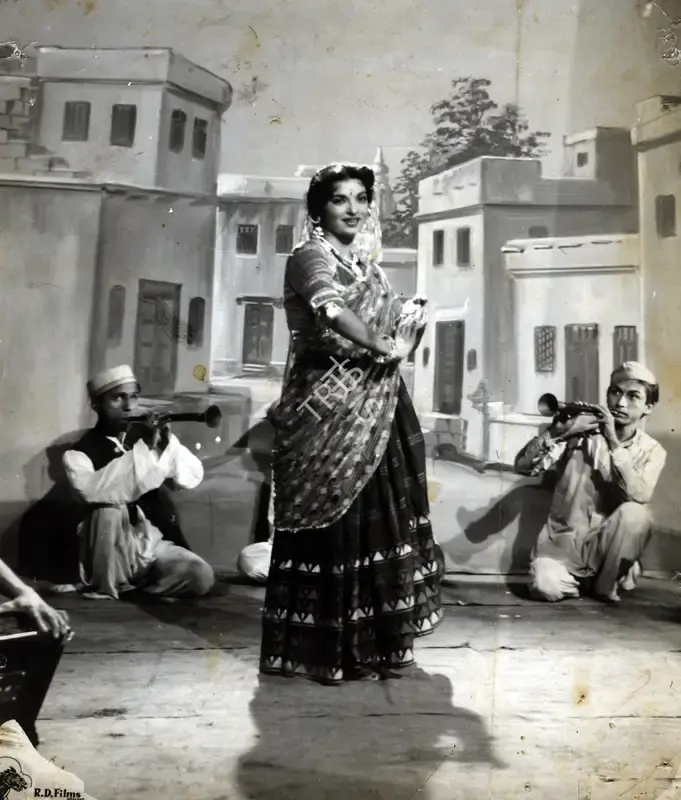 Ramesh Ganatra (Producer), Sultana Daku, 1956, Photographic Still