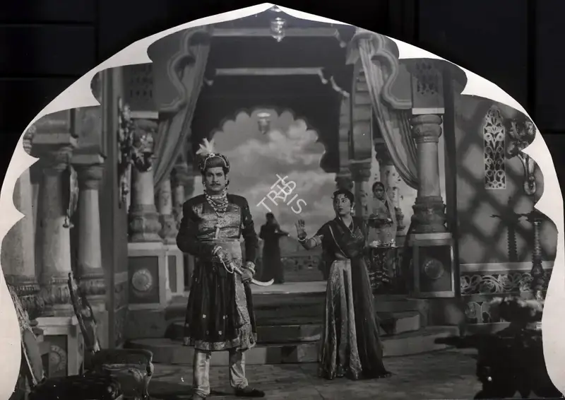 Vallabh Chokshi (Producer), Delhi Darbar, 1956, Photographic Still