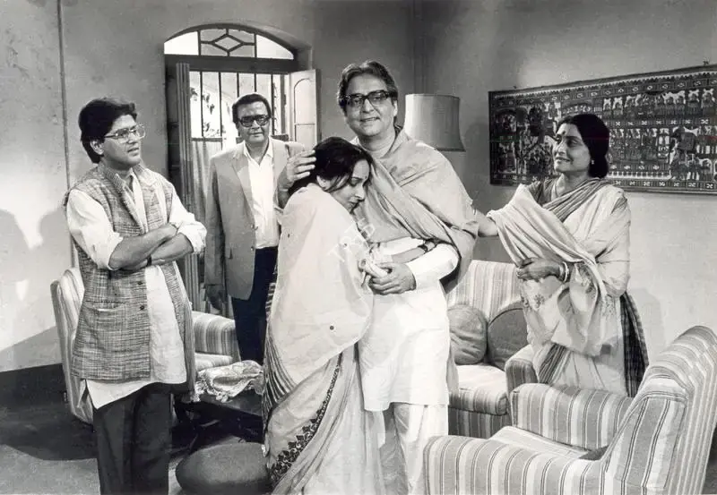 Ravi Malik (Cinematographer), Ganashatru, 1990, Photographic Still