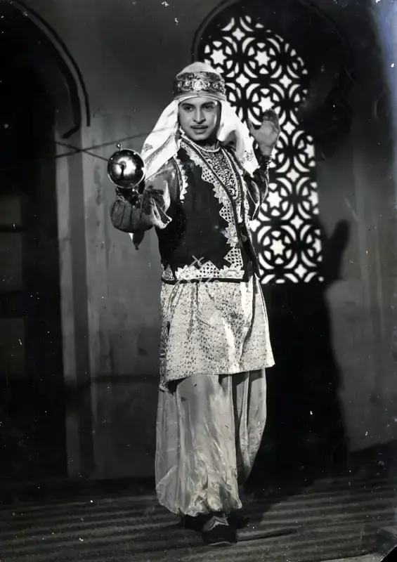 Nanubhai B. Vakil (Producer), Idd Ka Chand, 1964, Photographic Still