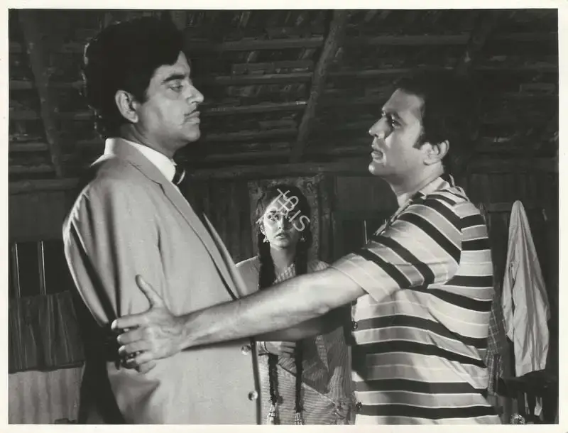 Sohanlal Kanwar (Producer), Papi Pet Ka Sawal Hai, 1984, Photographic Still