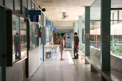 Weerasethakul, Apichatpong (Director), Syndromes and a Century, 2006 | Photographic Still | CinemaEducation | 00762325