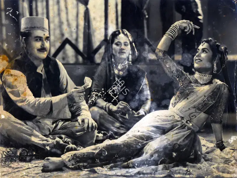 Aga Hasham (Cinematographer), Duniya Jhukti Hai, 1960, Photographic Still