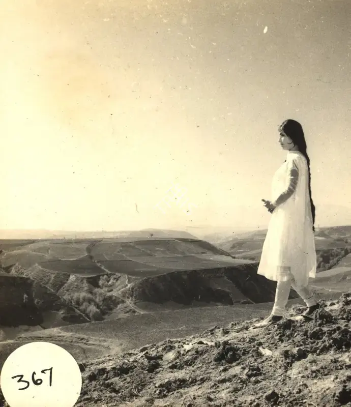 G. Singh (Cinematographer), Arzoo, 1965, Photographic Still
