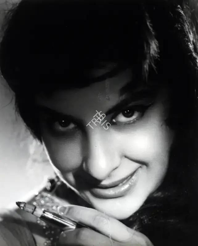 Madan Sinha (Cinematographer), Raat Aur Din, 1967, Photographic Still
