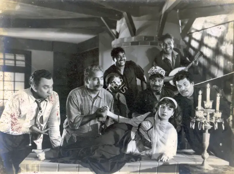 Gyan Mukherjee (Producer), Sardar, 1955, Photographic Still