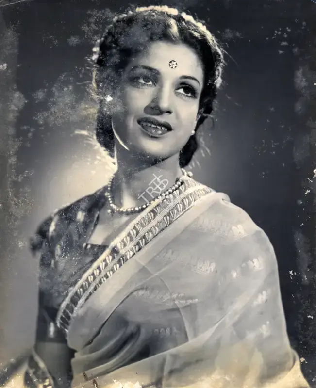 Shanti Kumar (Director), Rakhi, 1949, Photographic Still