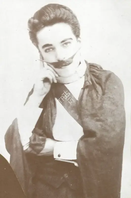Unknown (Photographer). Charles Chaplin | Photographic Still, My Life in Pictures, 1985 | CinemaEducation | 00440365