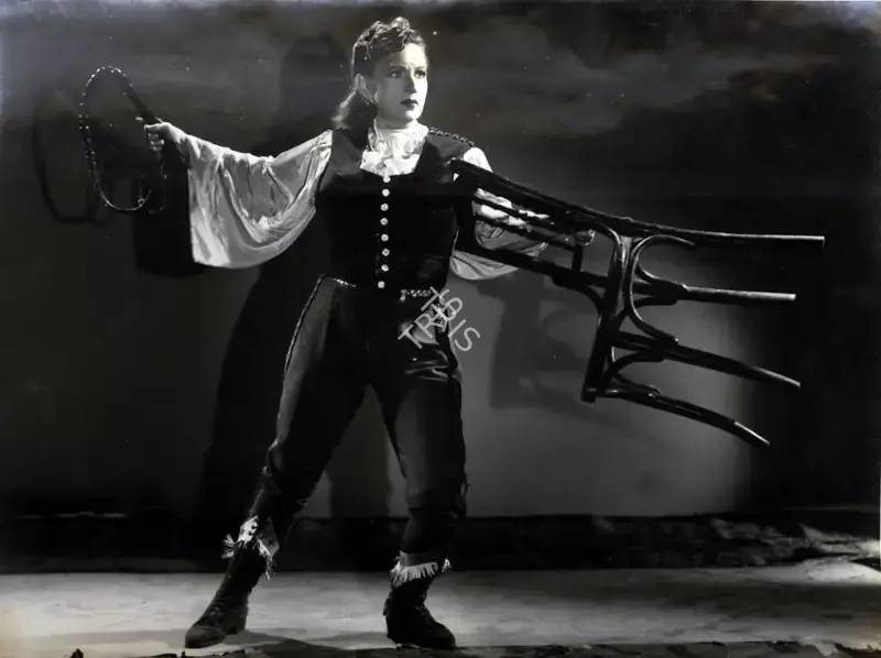 Anant Wadadeker (Cinematographer), Circus Queen, 1959, Photographic Still