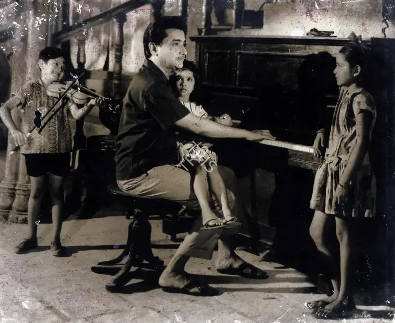 Tarachand Barjatya (Producer), Taqdeer, 1967, Photographic Still