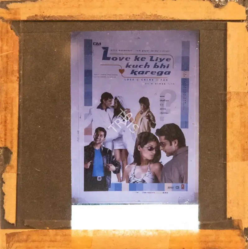 Nitin Mahmohan (Producer), Love Ke Liye Kuch Bhi Karega, 2001, Glass Slide