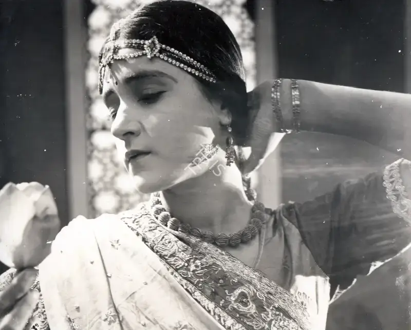 Adi M. Irani (Cinematographer), Sulochana, 1933, Photographic Still
