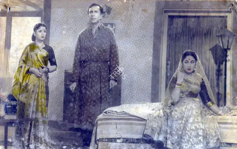 Ranjodh Thakur (Cinematographer), Chand, 1959, Photographic Still