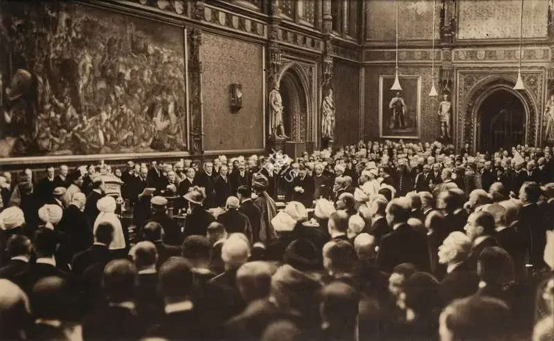 Unknown (Photographer), King George V opening India conference 1931, 1931, Antiquarian Photograph