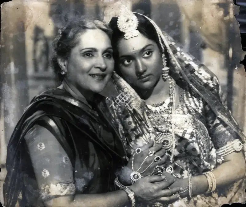 Bipin Gajjar (Cinematographer), Patrani, 1956, Photographic Still