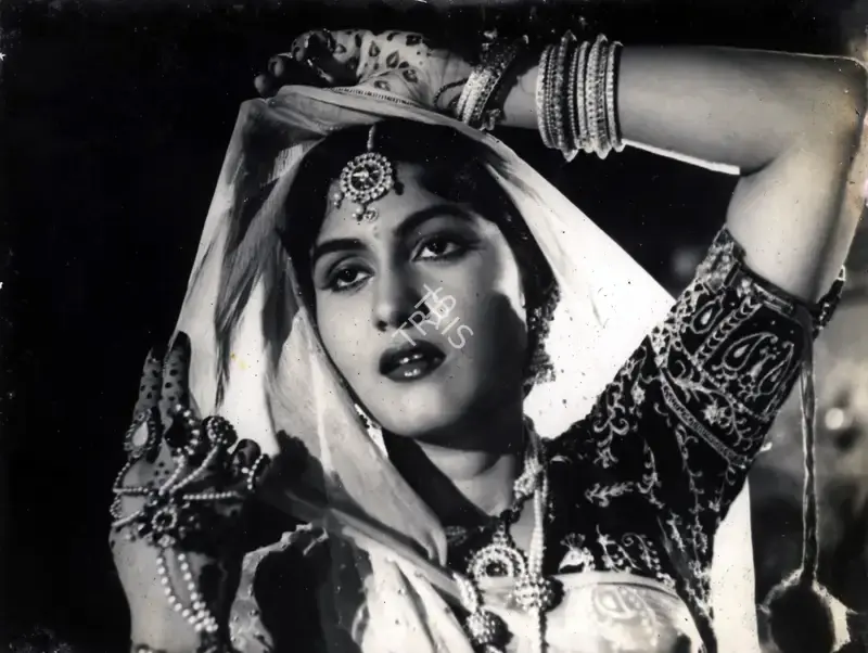 Bipin Gajjar (Cinematographer), Patrani, 1956, Photographic Still