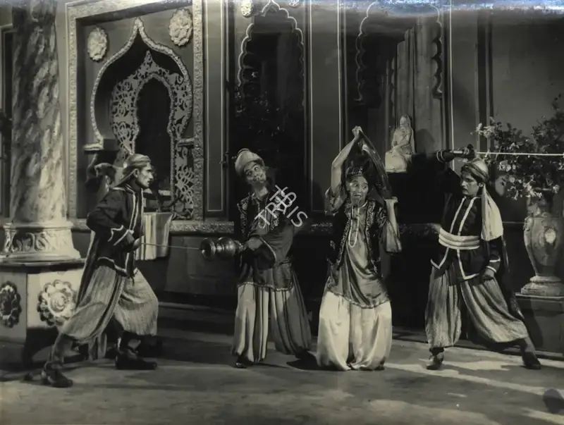 John Cavas (Director), Baghdad Ka Jadu, 1956, Photographic Still