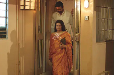 Navdeep Singh (Director), Manorama Six Feet Under, 2007, Photographic Still