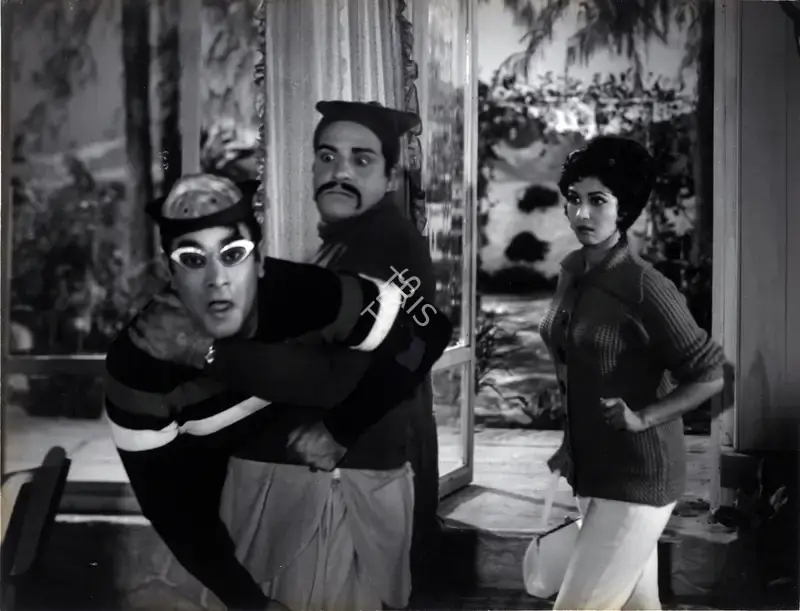 Apurba Bhattacharjee (Cinematographer), Bheegee Raat, 1965, Photographic Still