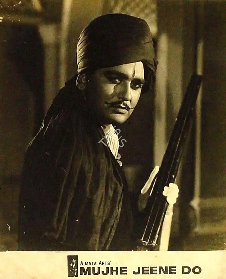 Apurba Bhattacharjee (Cinematographer), Mujhe Jeene Do, 1963, Lobby Card