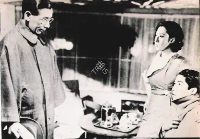 Kenji Mizoguchi (Director), Osaka Elegy, 1936, Photographic Still
