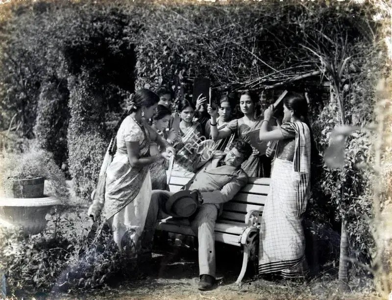 Gajanan Jagirdar (Director), Charno Ki Dasi, 1941, Photographic Still