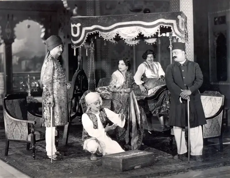 N.D. Sarpotdar (Director), Chalta Putla, 1935, Photographic Still