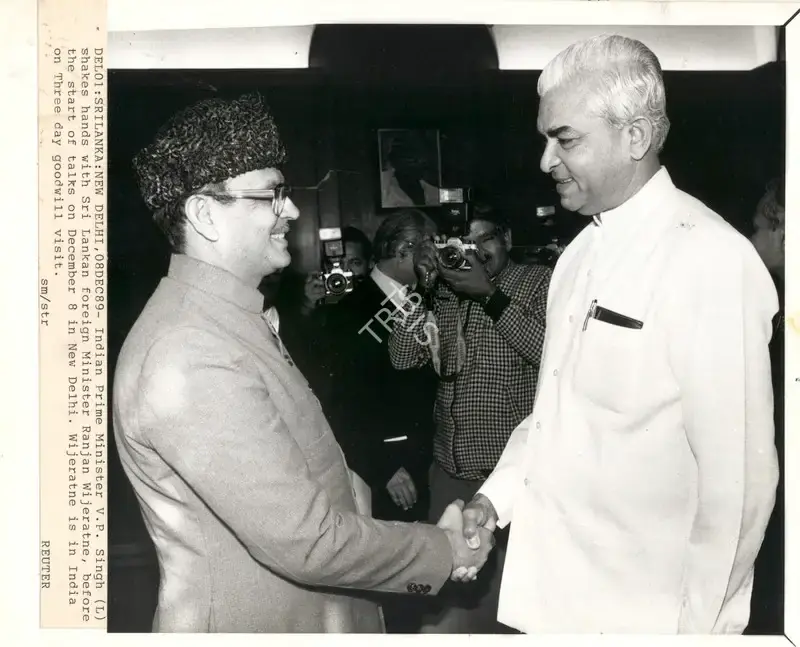 Sunil Malhotra (Photographer), Del01: Srilanka: New Delhi, 08Dec89, 1989, Contemporary Photograph