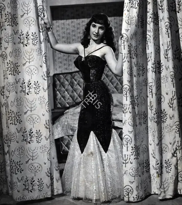 Kamal Bose (Cinematographer), Apradhi Kaun, 1957, Photographic Still