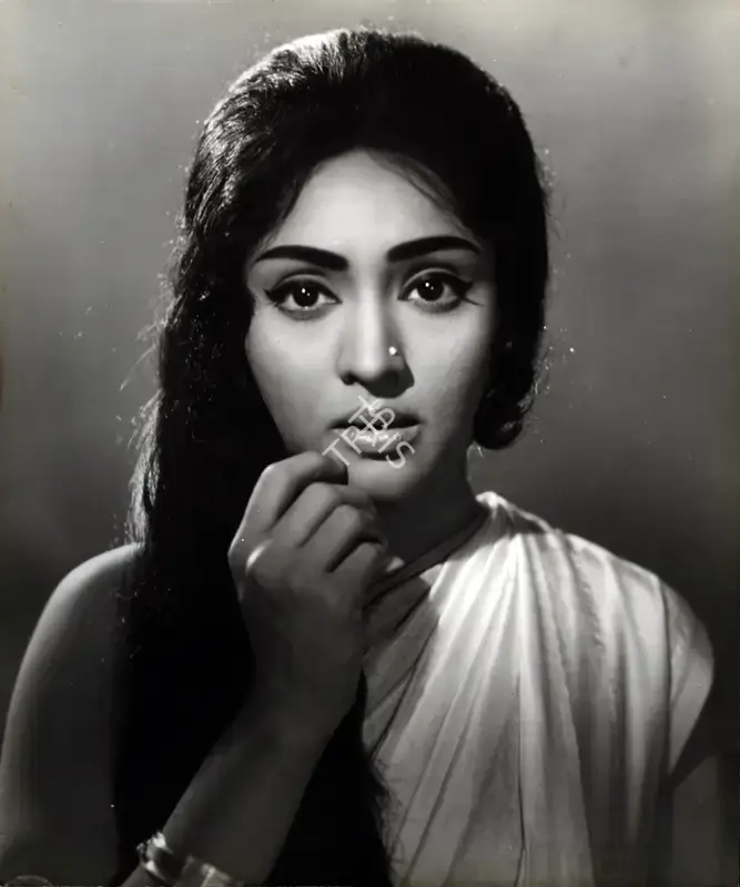 R.D. Mathur (Cinematographer), Sunghursh, 1968, Photographic Still