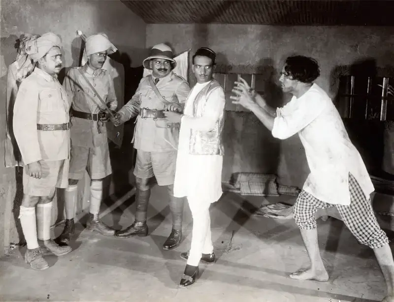 Moti B. Gidwani (Director), Gulam Daku, 1936, Photographic Still