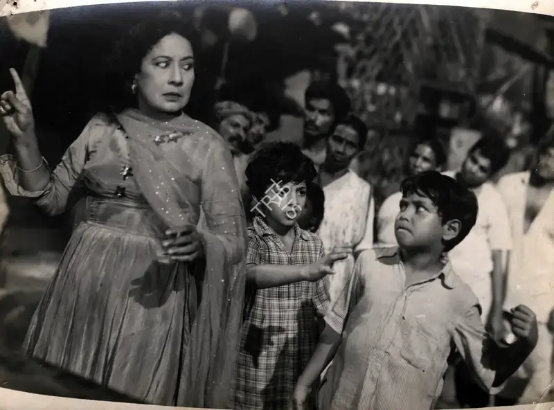 Satyen Bose (Producer), Masoom, 1960, Photographic Still